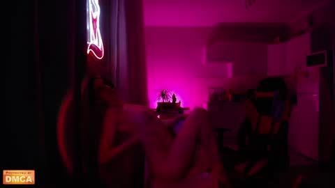 Elpis online show from February 1, 12:40 am