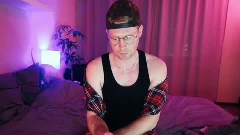 Snapshot of red_guy1 chatting on January 6, 5:06 pm Sean Fire online show from January 6, 5:06 pm