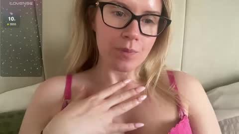 Rosie online show from February 24, 12:48 pm