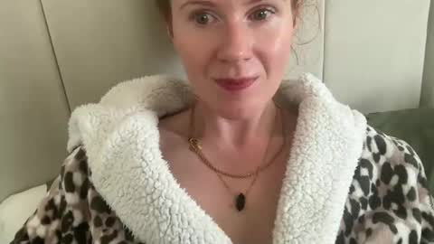 Rosie online show from September 25, 9:02 am