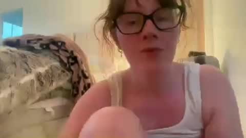 Rosie online show from June 11, 7:56 pm