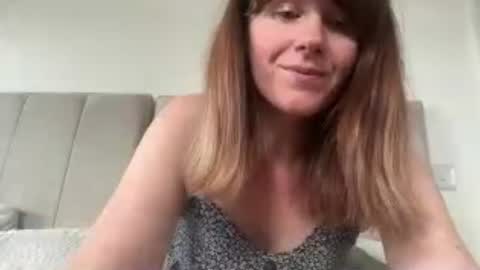 Snapshot of red_head_rosie_69 chatting on June 17, 9:12 am Rosie online show from June 17, 9:12 am