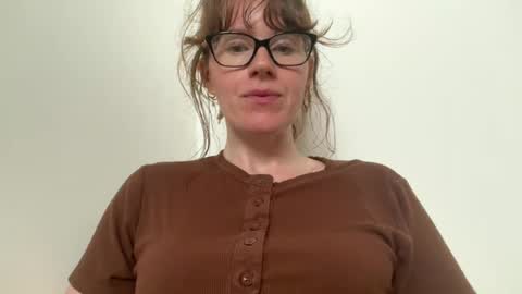 Snapshot of red_head_rosie_69 chatting on July 7, 9:24 am Rosie online show from July 7, 9:24 am
