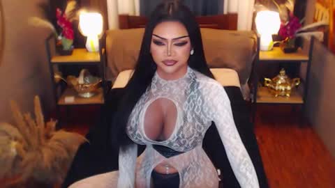 AsianRedivy online show from November 12, 8:30 pm