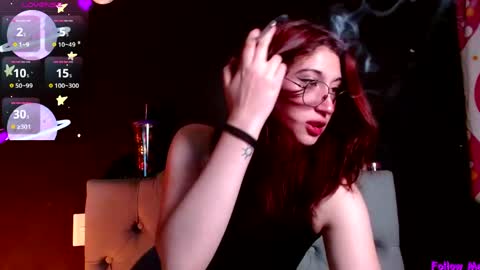 Snapshot of red_moonn chatting on March 19, 6:12 pm IG OF red moonn online show from March 19, 6:12 pm