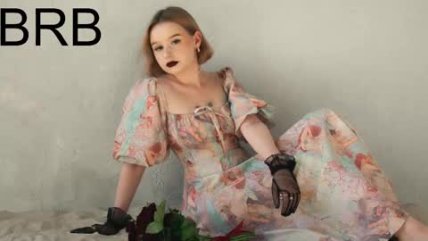 Snapshot of red_queeen chatting on February 21, 5:24 am QUEEN OF EVIL online show from February 21, 5:24 am