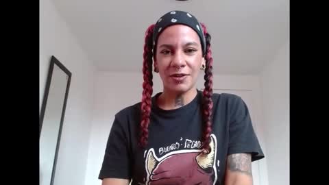 Snapshot of red_savage_ chatting on February 3, 2:44 pm Instagram Valerie yourdream online show from February 3, 2:44 pm