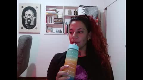 Snapshot of red_savage_ chatting on March 4, 1:33 am Instagram Valerie yourdream online show from March 4, 1:33 am