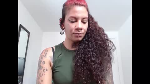 Snapshot of red_savage_ chatting on March 24, 5:18 pm Instagram Valerie yourdream online show from March 24, 5:18 pm