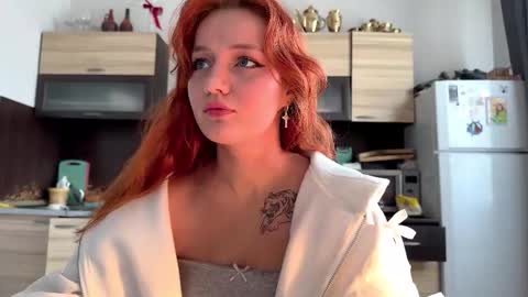 Snapshot of redabromley chatting on October 14, 10:05 am Reda online show from October 14, 10:05 am