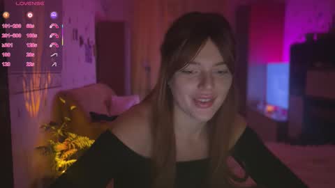 Snapshot of redaplle2 chatting on November 11, 2:39 pm redaplle2 online show from November 11, 2:39 pm