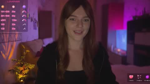 Snapshot of redaplle2 chatting on December 2, 10:05 pm redaplle2 online show from December 2, 10:05 pm