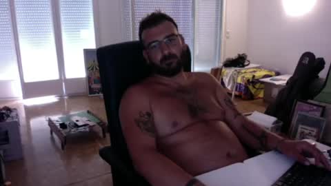 redbonezzzz online show from June 20, 2:42 pm