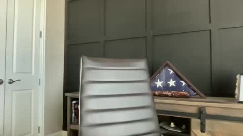 Snapshot of redbull1414 chatting on October 20, 7:36 pm RedBull online show from October 20, 7:36 pm