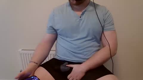 Snapshot of redbwc96 chatting on February 13, 7:03 am redbwc96 online show from February 13, 7:03 am