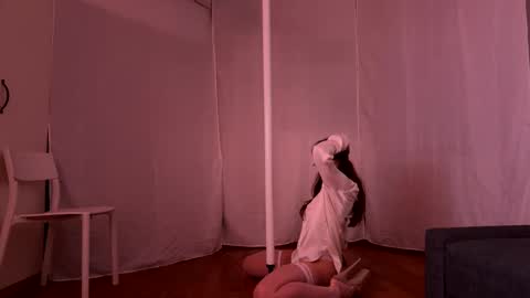 Snapshot of redcoupletubee chatting on January 19, 8:30 pm Red Couple Tube online show from January 19, 8:30 pm