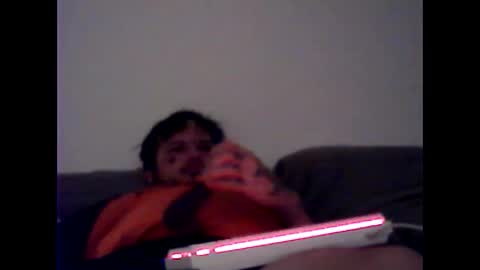 LUVS-EZ online show from February 10, 6:50 am