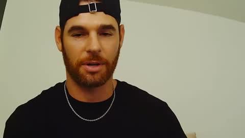 Snapshot of reddead7100 chatting on October 3, 11:24 pm reddead7100 online show from October 3, 11:24 pm