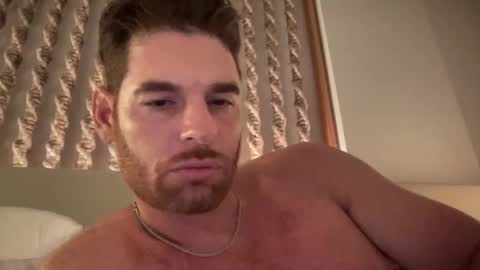 Snapshot of reddead7100 chatting on October 21, 6:25 am reddead7100 online show from October 21, 6:25 am