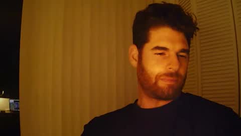 Snapshot of reddead7100 chatting on January 8, 7:43 am reddead7100 online show from January 8, 7:43 am