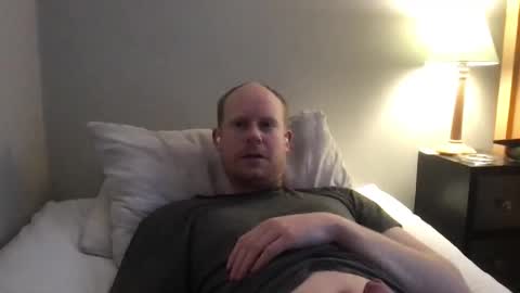 Snapshot of redging91 chatting on December 20, 11:00 am Redging91 online show from December 20, 11:00 am