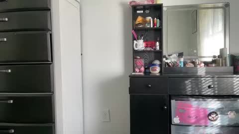 Snapshot of redheaded_fox chatting on March 11, 1:01 pm Redheaded Fox online show from March 11, 1:01 pm