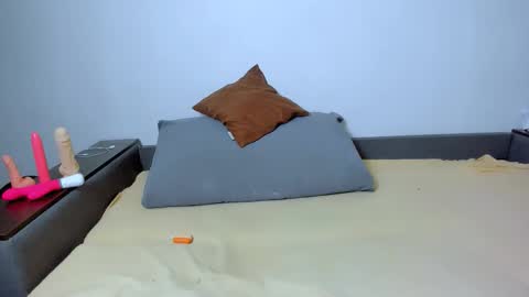 redheadhottiee online show from October 24, 12:56 pm