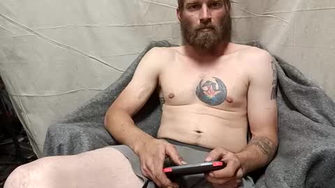 Snapshot of redheadlover828 chatting on February 12, 6:40 pm Kevin online show from February 12, 6:40 pm