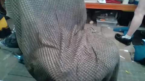 Snapshot of redhotsimkin chatting on November 6, 3:18 am redhotsimkin online show from November 6, 3:18 am