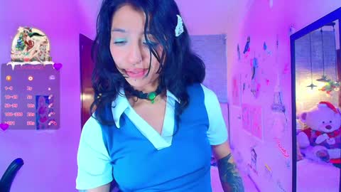 Lili Lopez online show from December 23, 10:44 pm