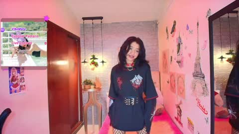 Lili Lopez online show from January 14, 10:55 pm