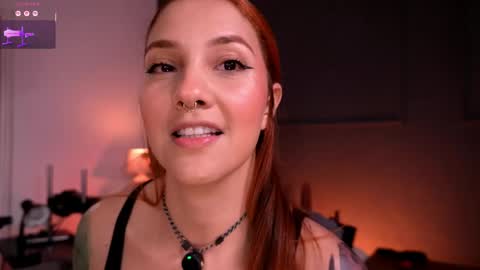 Red Jasmine online show from May 2, 12:04 am