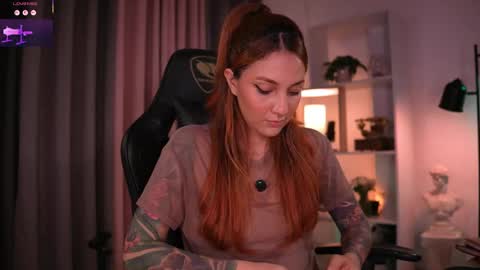Red Jasmine online show from May 29, 11:47 pm