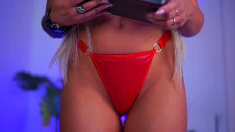 Lara online show from July 28, 11:17 am