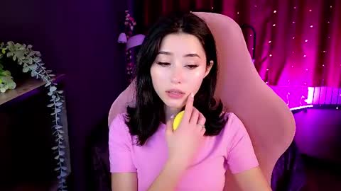 Kiara online show from July 27, 9:00 pm