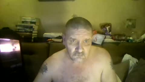 Snapshot of redmud3 chatting on February 7, 1:22 pm redmud3 online show from February 7, 1:22 pm