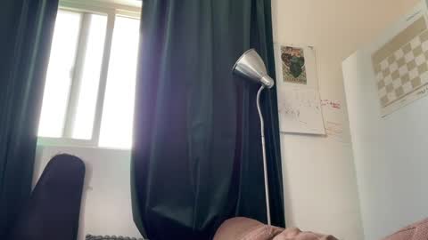 Snapshot of redr00megirl chatting on July 24, 7:23 pm redr00megirl online show from July 24, 7:23 pm