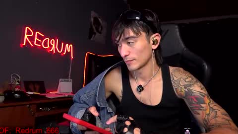 Red online show from October 7, 6:16 pm