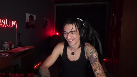 Snapshot of redrum_696 chatting on March 25, 2:45 pm Red online show from March 25, 2:45 pm