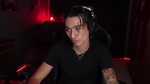 Snapshot of redrum_696 chatting on March 27, 4:40 pm Red online show from March 27, 4:40 pm