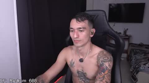 Red online show from July 31, 2:38 pm