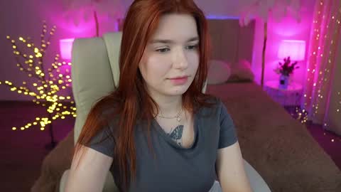 Snapshot of redshinee chatting on January 6, 10:02 am Mati online show from January 6, 10:02 am