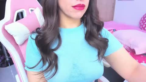 Snapshot of redski77 chatting on September 11, 6:24 am redski77 online show from September 11, 6:24 am