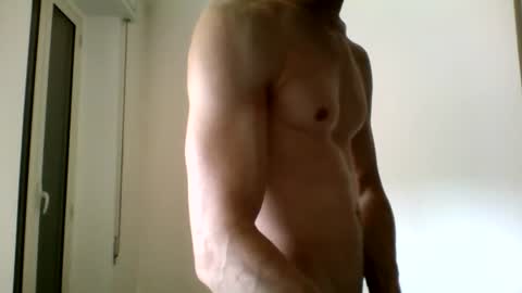 Snapshot of redstep0 chatting on June 27, 2:34 pm redstep0 online show from June 27, 2:34 pm