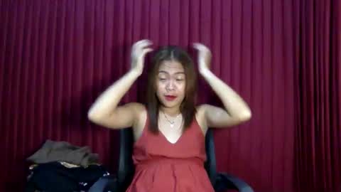 redwildrose19 online show from May 29, 6:06 pm