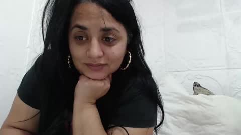 Snapshot of reeapassion chatting on November 3, 8:32 pm Reea online show from November 3, 8:32 pm