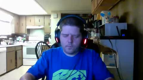 Snapshot of reecoiled chatting on June 17, 6:31 pm reecoiled online show from June 17, 6:31 pm