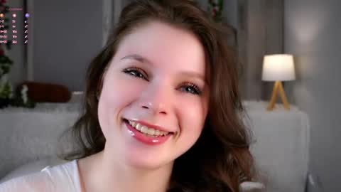 Snapshot of regenasuri chatting on March 28, 12:38 pm Grace online show from March 28, 12:38 pm