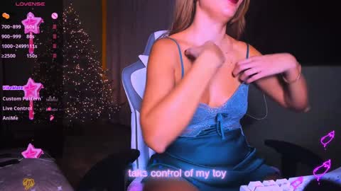 reggieMeow online show from December 15, 1:46 am