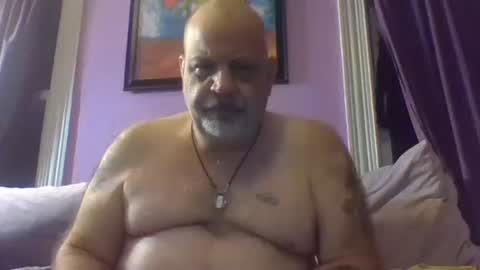 reggie online show from October 12, 7:51 am
